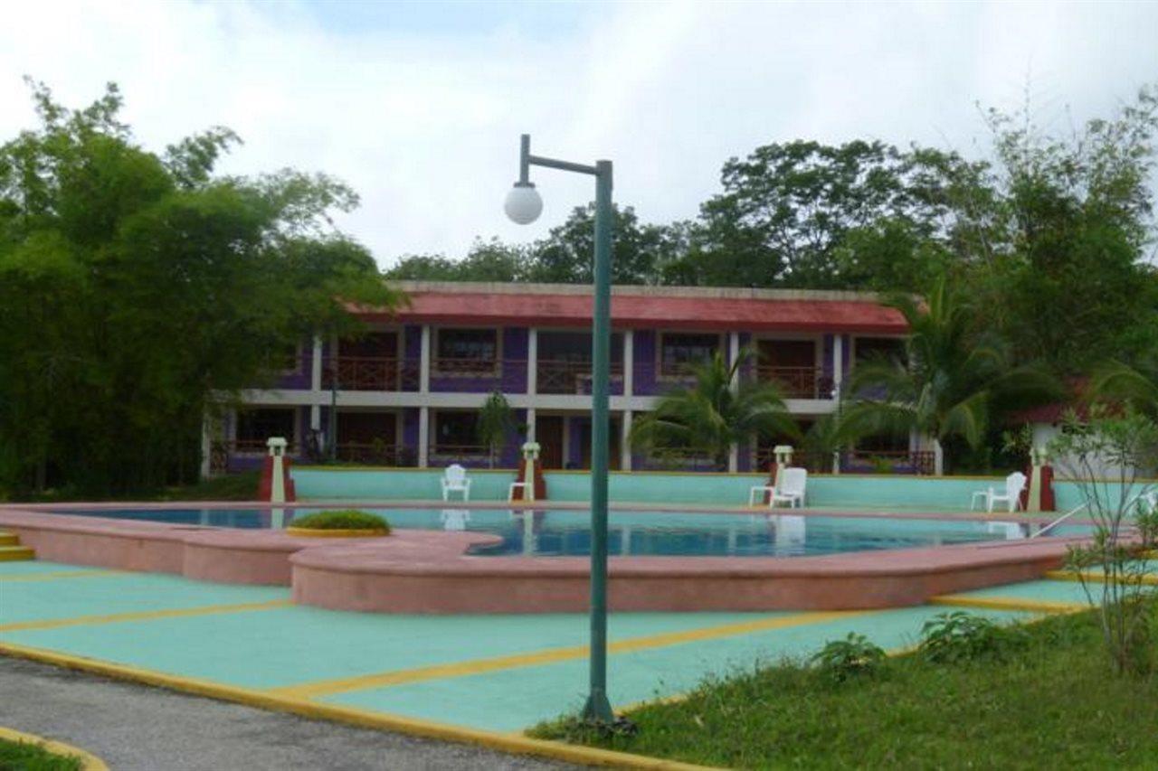 Hotel Debliz Xpujil Ngoại thất bức ảnh