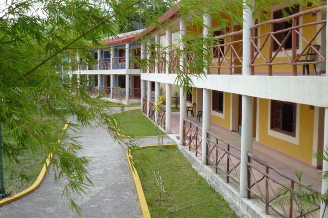 Hotel Debliz Xpujil Ngoại thất bức ảnh