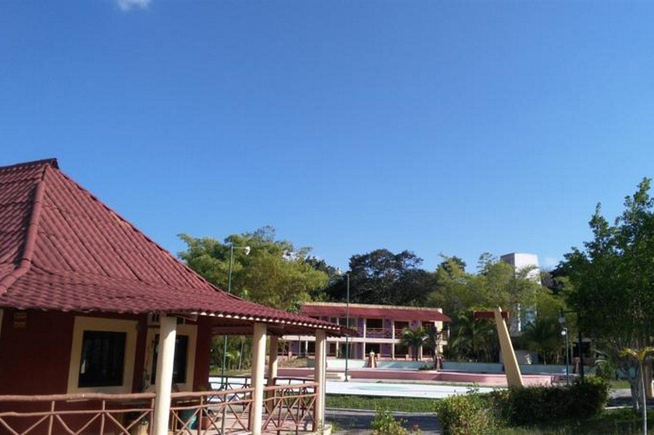 Hotel Debliz Xpujil Ngoại thất bức ảnh